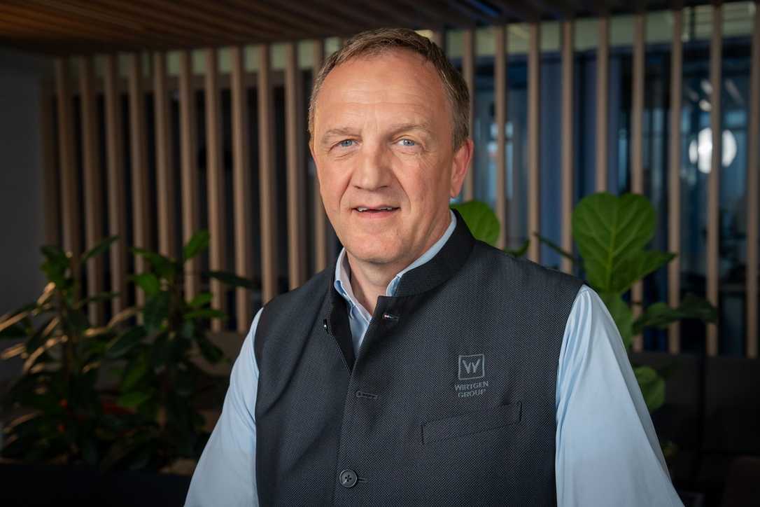 Wirtgen Group erwartet Investitionsschub 2026: CEO Knickel über Markt und Strategie Wirtgen Group erwartet Investitionsschub 2026: CEO Knickel über Markt und Strategie