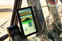 Volvo-Bagger arbeiten mit Unicontrol 3D