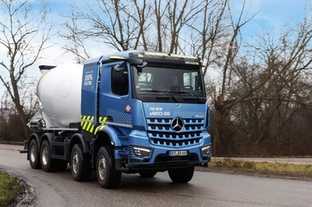 Bau-Stromer auf vier Achsen: So fährt sich der neue Mercedes eArocs
