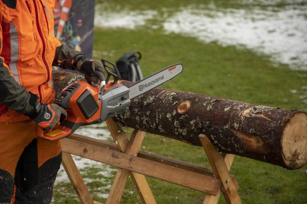 Wie schon beim Vorgängermodell T535i XP sitzt der Akku stets mittig entlang der Querachse – unabhängig davon, um welches Akkumodell es sich handelt.