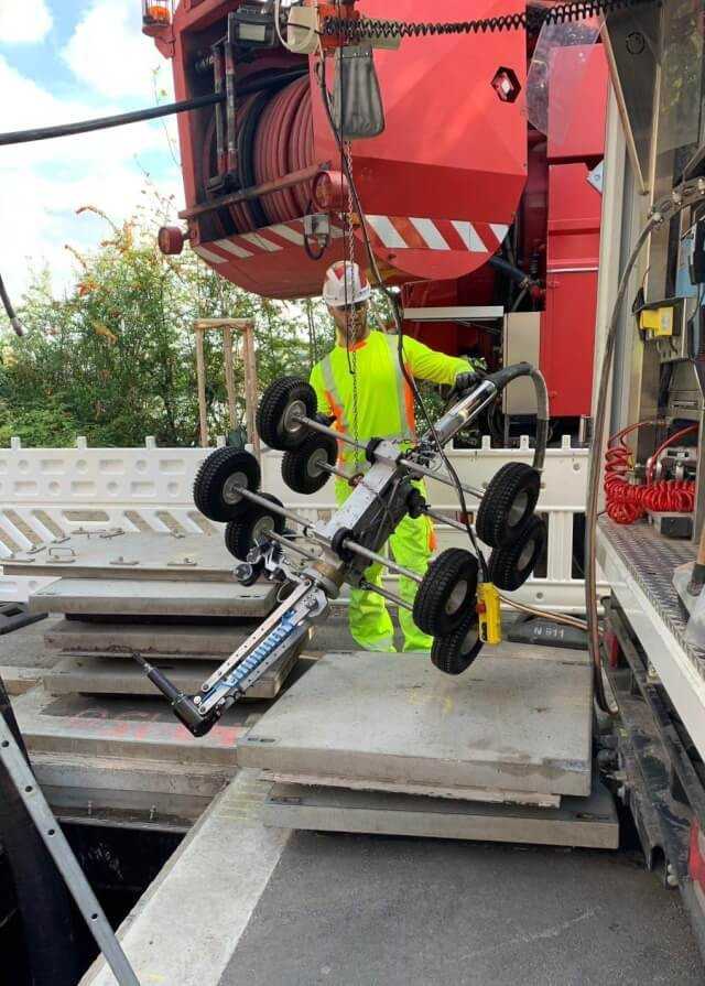 Mit dem Gigant in begehbare Profile