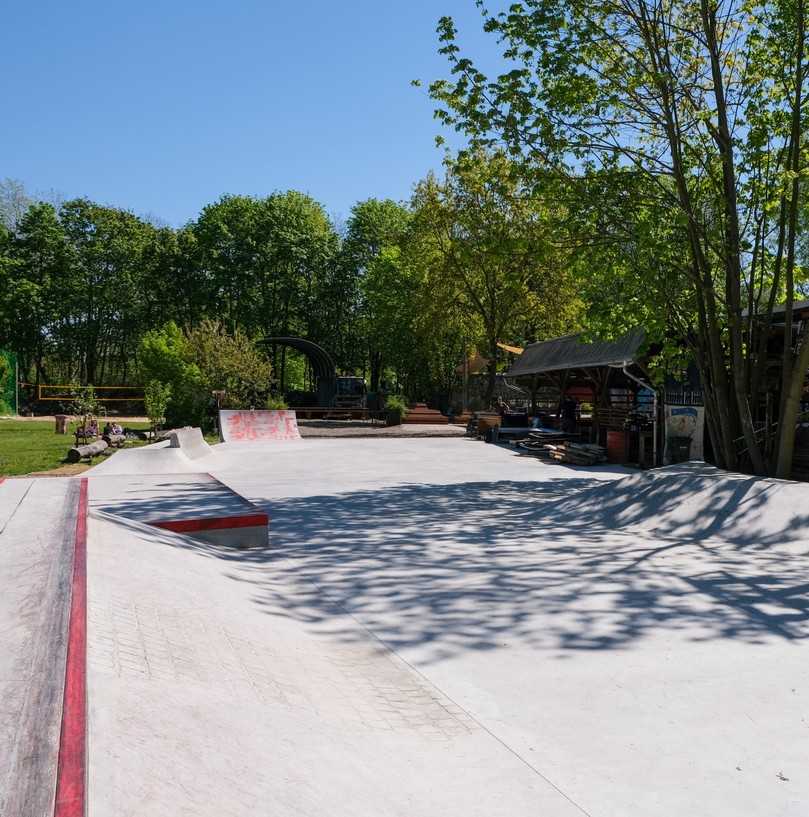 Der Mellowpark bietet verschiedene Skate- und BMX-Anlagen, darunter Rampen, Bowls und Street-Elemente. | Foto: YAMATO LIVING RAMPS Der Mellowpark bietet verschiedene Skate- und BMX-Anlagen, darunter Rampen, Bowls und Street-Elemente. | Foto: YAMATO LIVING RAMPS