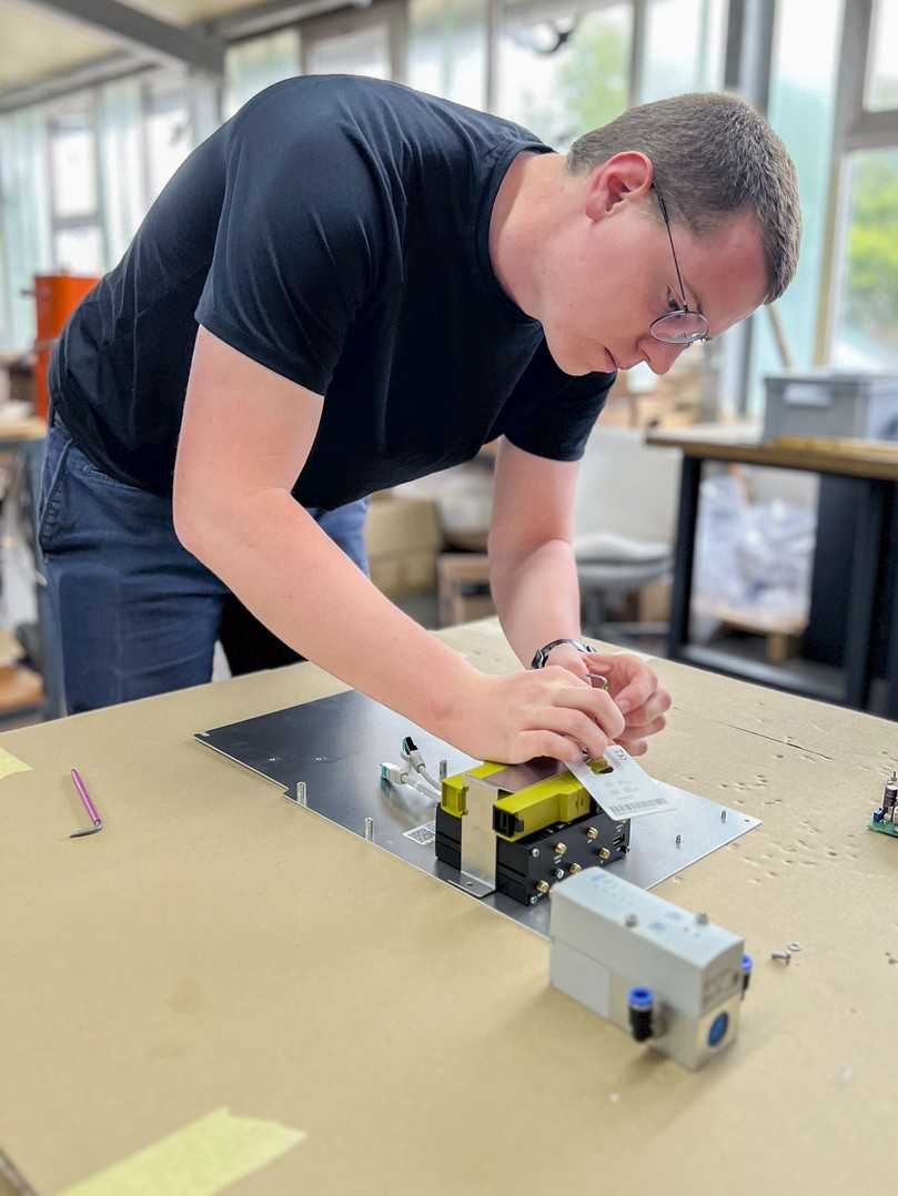 Chefentwickler Olrik Heuser bei der Arbeit | Foto: Resinnovation