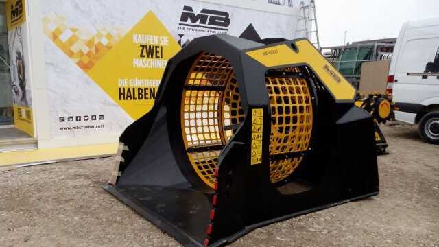 Aus Italien: Größter Sieblöffel für Radlader