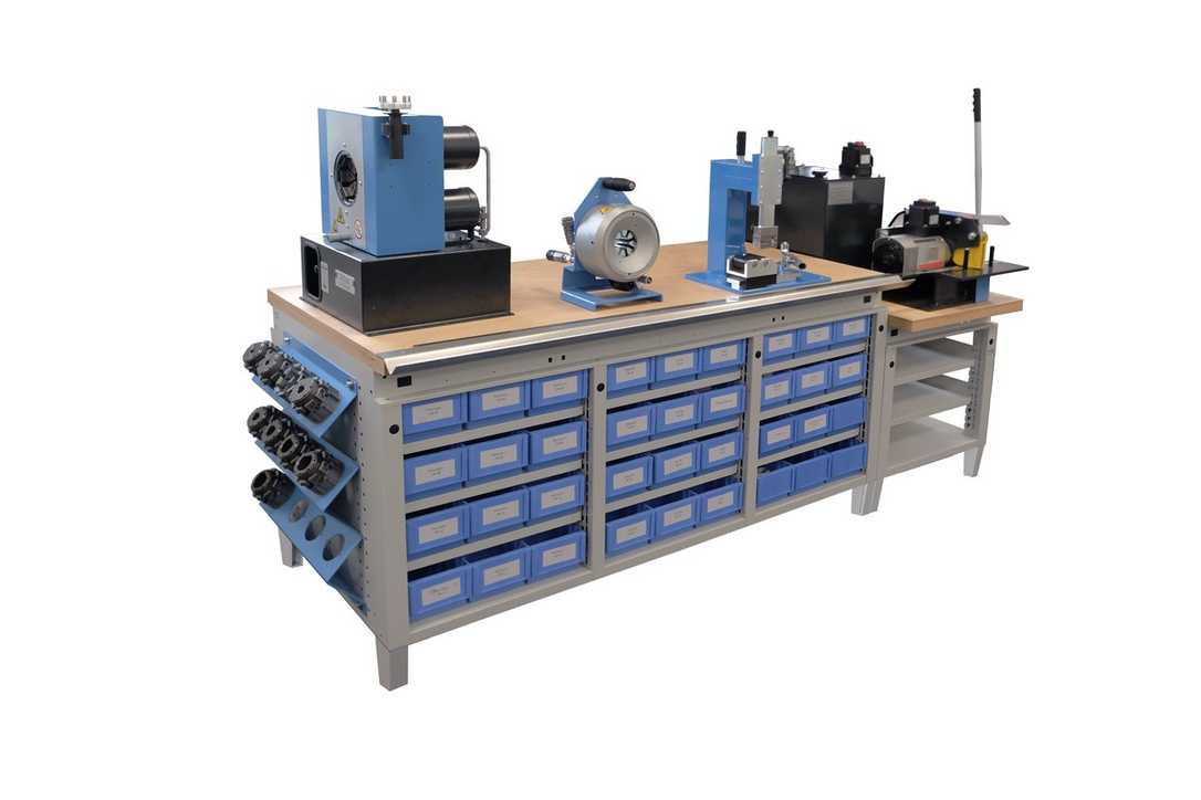 Nufam 2025: Schmitter Hydraulik zeigt Werkstattlösung