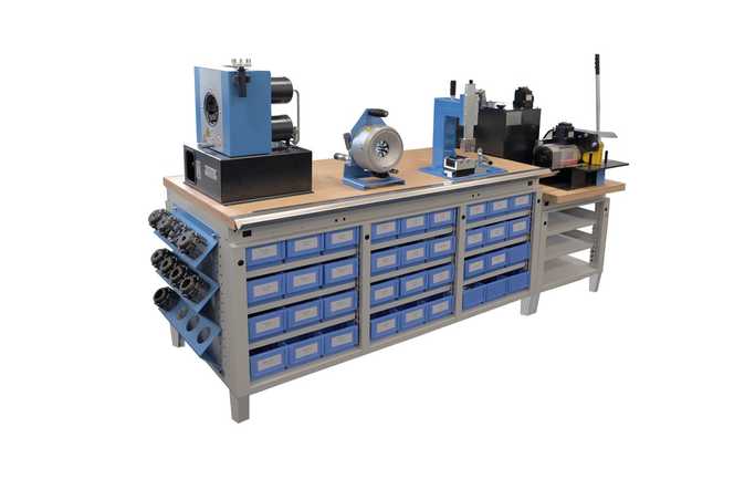 Schmitter Hydraulik zeigt kompakte Werkstattlösung