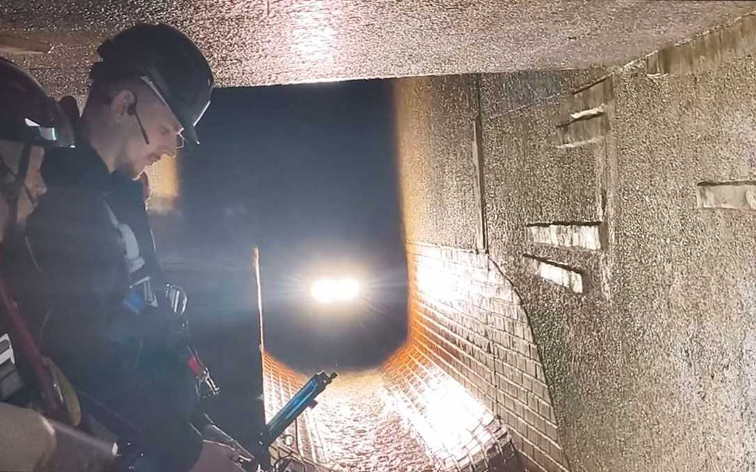 Großes Kaskadenbauwerk in Düsseldorf mit Hightech-Drohne beflogen