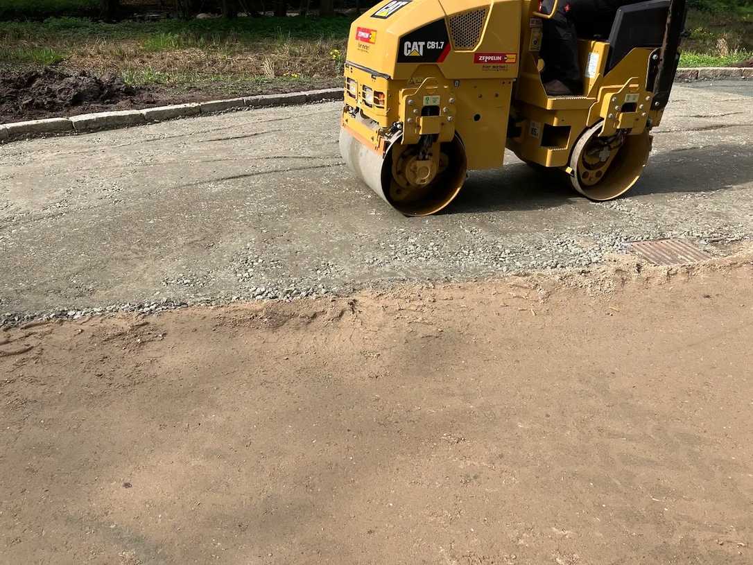 Hydrotragschicht macht Wege zum Wasserspeicher für Schwammstadt-Konzepte Hydrotragschicht macht Wege zum Wasserspeicher für Schwammstadt-Konzepte