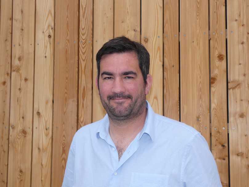 Max Gaissmaier: Mini-Dumper sind sehr praktisch auf beengten Baustellen. | Foto: SVLFG Max Gaissmaier: Mini-Dumper sind sehr praktisch auf beengten Baustellen. | Foto: SVLFG