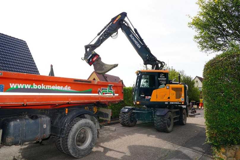 Deutlich erkennbar ist das Kurzheck, welches innerhalb der Gerätekontur schwenkt | Foto: Hyundai/OBA Deutlich erkennbar ist das Kurzheck, welches innerhalb der Gerätekontur schwenkt | Foto: Hyundai/OBA