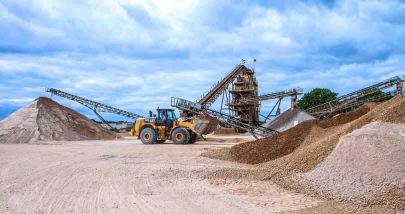 Schwierige Zeiten: Die Baustoff-Steine-Erden-Produktion ist laut Bundesverband im Jahr 2023 über alle Sektoren um 15 bis 20 Prozent zurückgegangen. | Foto: Heidelberg Materials/Steffen Fuchs Schwierige Zeiten: Die Baustoff-Steine-Erden-Produktion ist laut Bundesverband im Jahr 2023 über alle Sektoren um 15 bis 20 Prozent zurückgegangen. | Foto: Heidelberg Materials/Steffen Fuchs