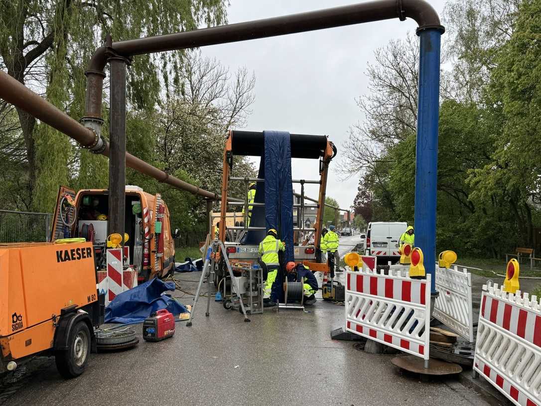 Grabenlose Rohrsanierung: Fremdwasser reduzieren, Energie sparen, Grundwasser schützen