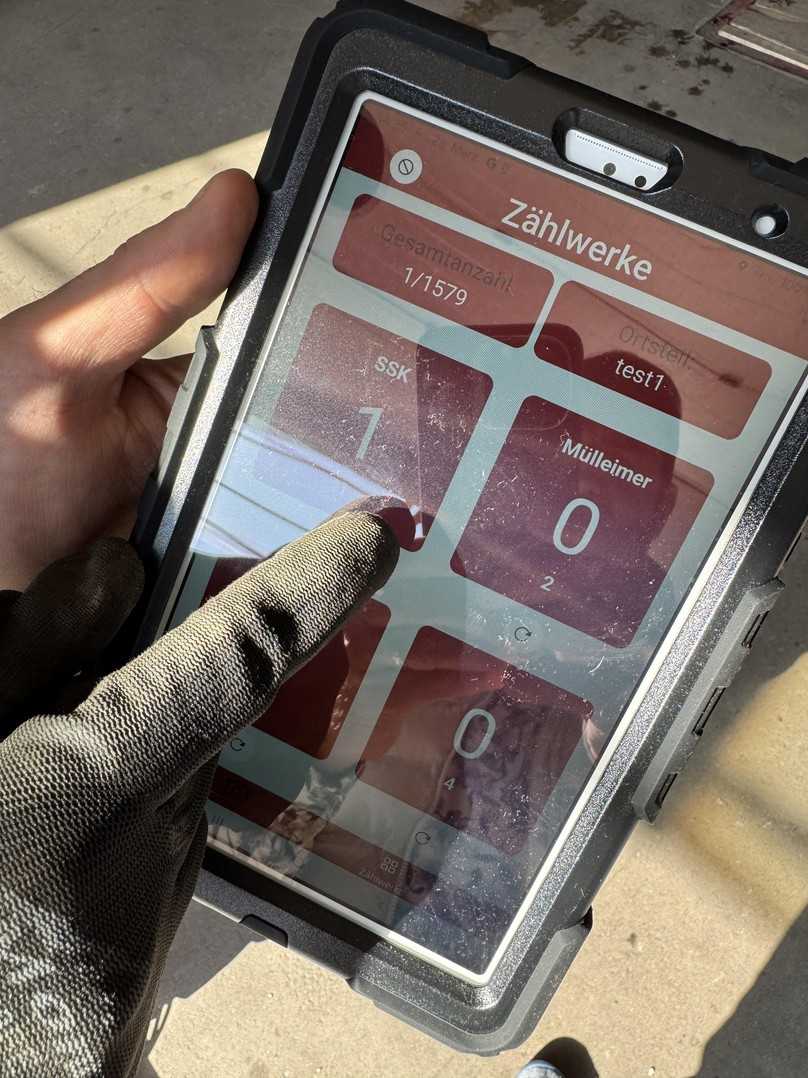Einfache Zählerfunktion: Reinigung und Kontrolle lassen sich digital und in Echtzeit festhalten. | Foto: Rockstroh