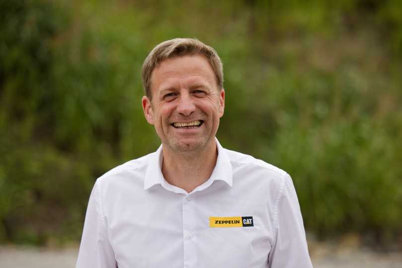 „Wir müssen Lösungen dafür finden, wie mit Phasen von Energieknappheit,  der sogenannten Dunkelflaute, ebenso wie mit Energieüberschüssen  umgegangen wird.“ Staale Hansen, Bereichsleiter Technologie und Elektrifizierung bei Zeppelin Baumaschinen | Foto: Zeppelin