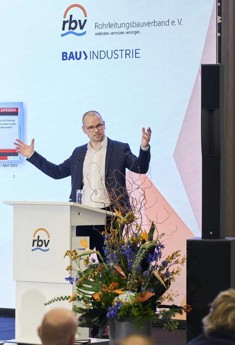 HDB-Hauptgeschäftsführer Tim-Oliver Müller sieht das Sondervermögen Infrastruktur kritisch. | Foto: rbv