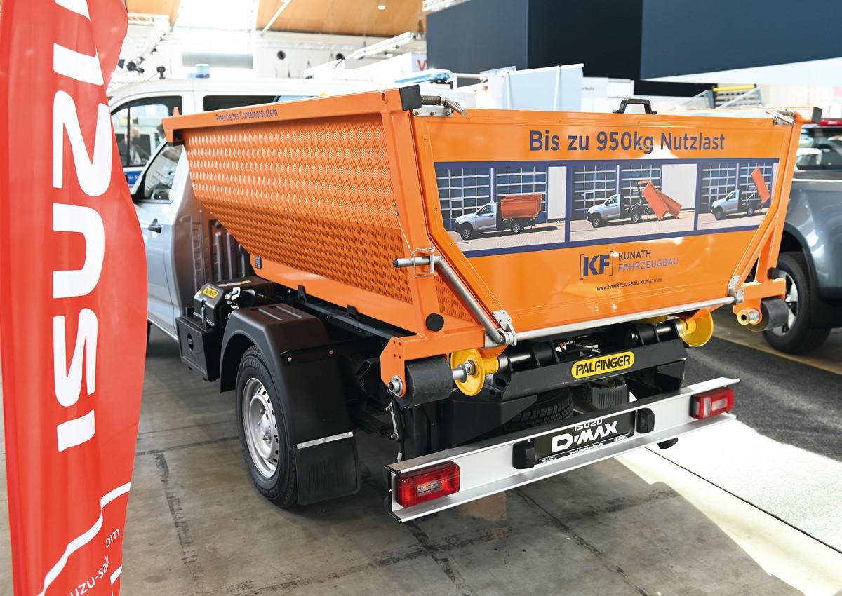 Der Isuzu D-Max lässt sich auch als Kipper oder Hakenabroller einsetzen. | Foto: Quatex