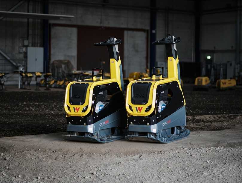Wacker Neuson erweitert mit der DPU52 und der DPU62 sein Angebot an reversierbaren Rüttelplatten. Ihre Verdichtungsleistung beträgt 52 bzw. 62 Kilonewton. | Foto: Wacker Neuson