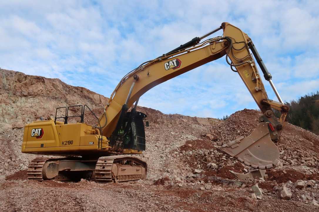Cat 350 Kettenbagger: Power & Effizienz im Hartgestein