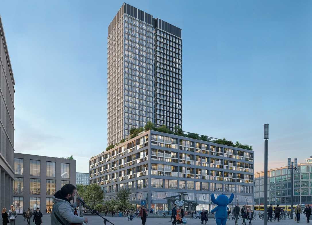 Hochhaus Alexanderplatz in Berlin: Photovoltaikanlage erstmals in Fassade integriert