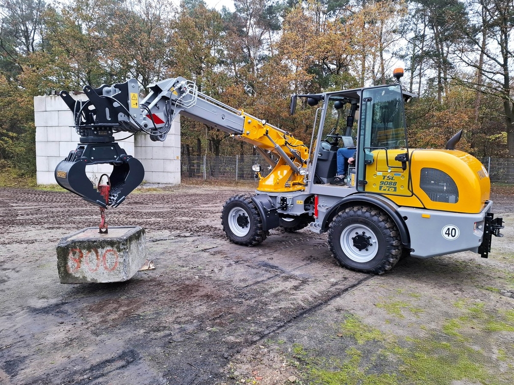 Neue Pro-Baureihe mit Arbeitsbühne