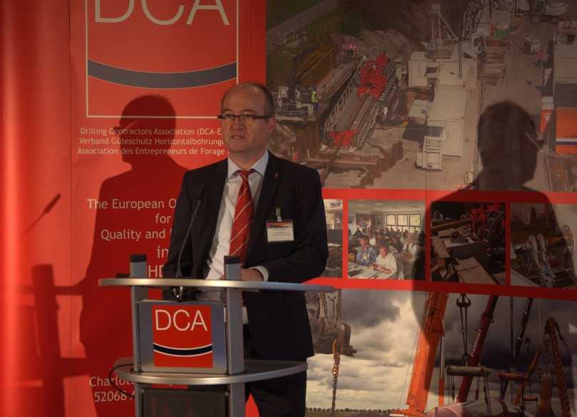 Dietmar Quante hieß Teilnehmer und Referenten willkommen und gab u.a. einen kurzen Überblick über das Programm und die DCA-Mitgliederzahlen. | Foto: B_I/Valdix Dietmar Quante hieß Teilnehmer und Referenten willkommen und gab u.a. einen kurzen Überblick über das Programm und die DCA-Mitgliederzahlen. | Foto: B_I/Valdix