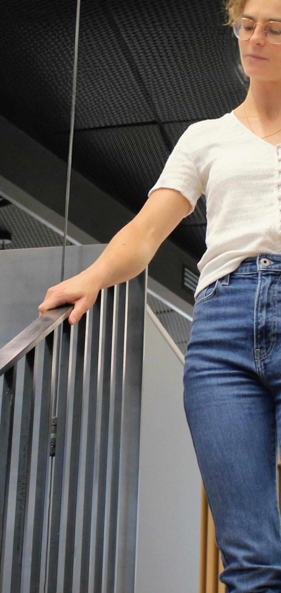 Umwehrung nach DIN 18065 mit Obergurt als Handlauf | Foto: TÜV SÜD Umwehrung nach DIN 18065 mit Obergurt als Handlauf | Foto: TÜV SÜD