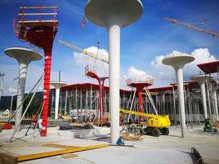 Pilzstützen für eine Tankstelle