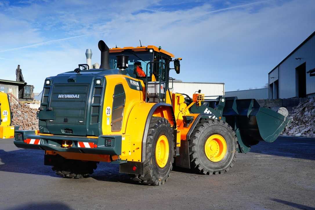 BKT-Earthmax von Bohnenkamp im Recycling bei Horn & Co. RHIM Mineral Recovery in Siegen