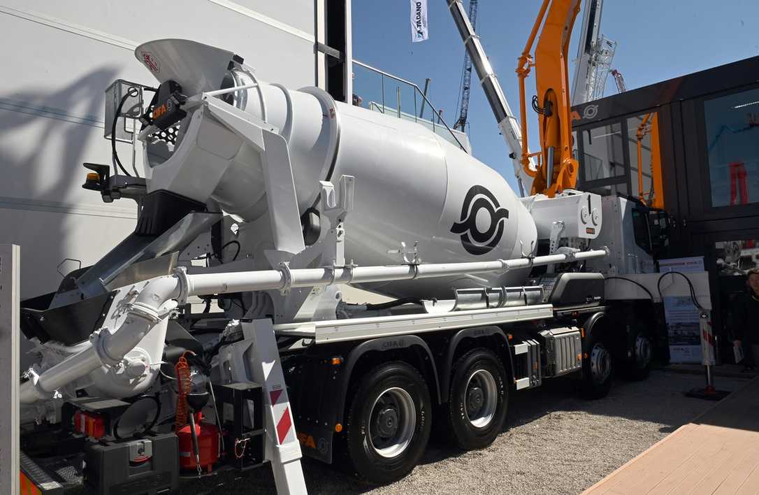 Cifa stellt neue Betonpumpe MK35H mit Carbon-Ausleger vor