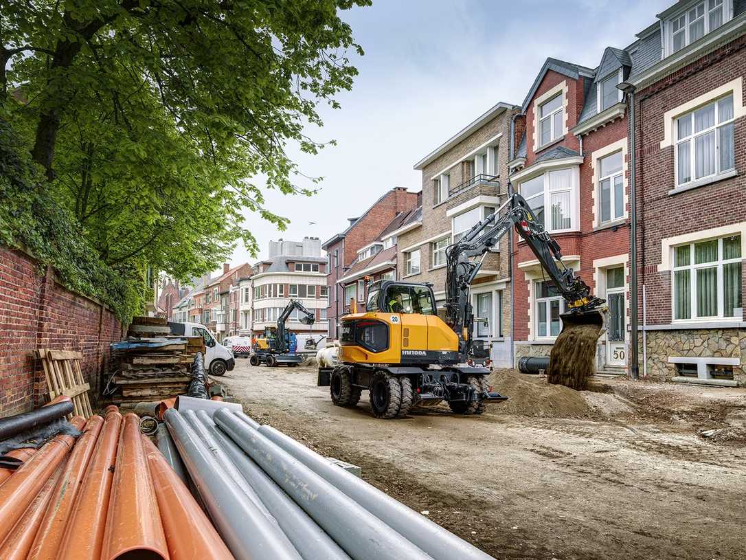 Hyundai Construction Equipment Europe 10-Tonnen-Mobilbagger HW100A Hyundai Construction Equipment Europe 10-Tonnen-Mobilbagger HW100A