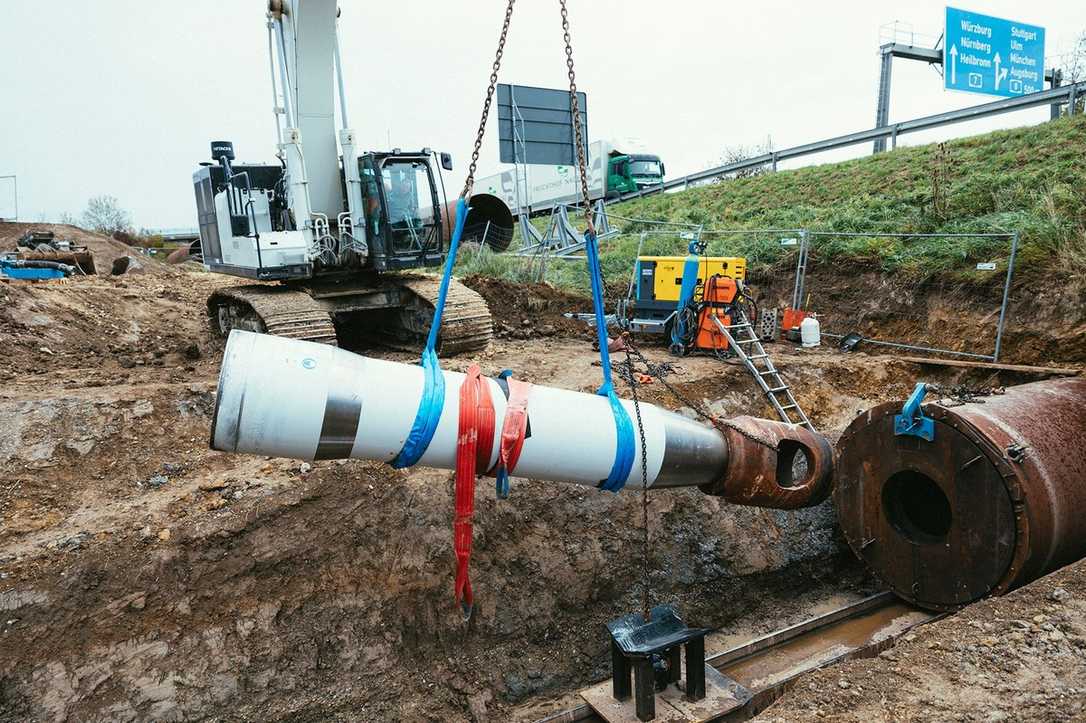 Große Dimensionen: Mehr Effizienz für Pipeline- und Kanalprojekte Große Dimensionen: Mehr Effizienz für Pipeline- und Kanalprojekte