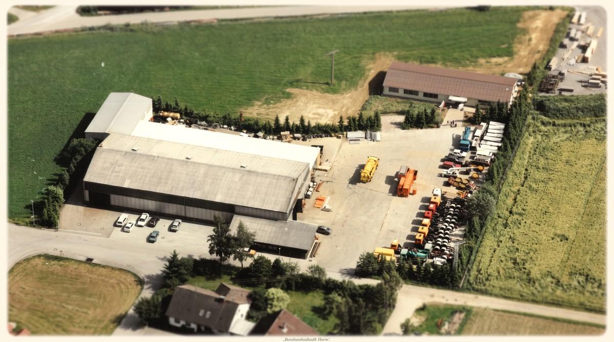 Das Firmengelände in Altenmünster in Bayern, eine   Aufnahme von 1991. | Foto: Wiedemann