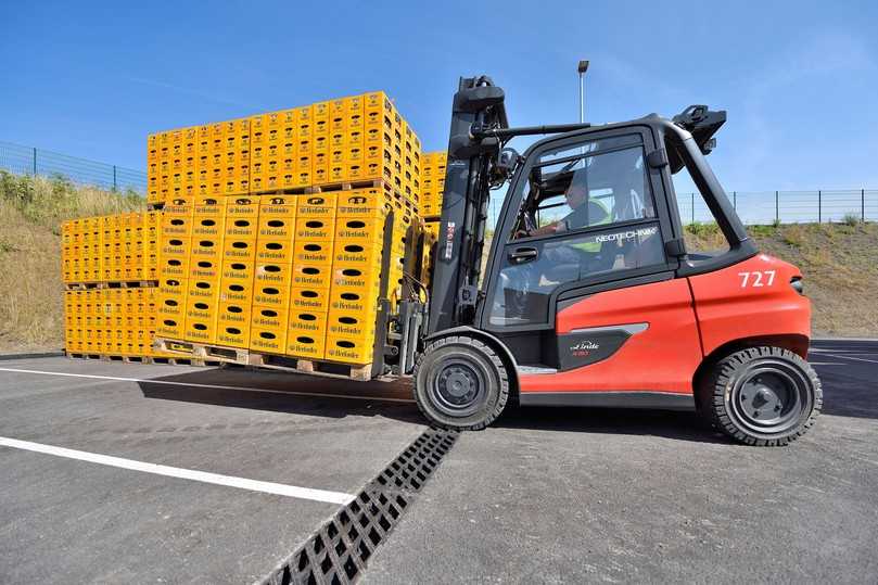 Der Staplerverkehr braucht eine ebene Fläche. | Foto: Hydrotec