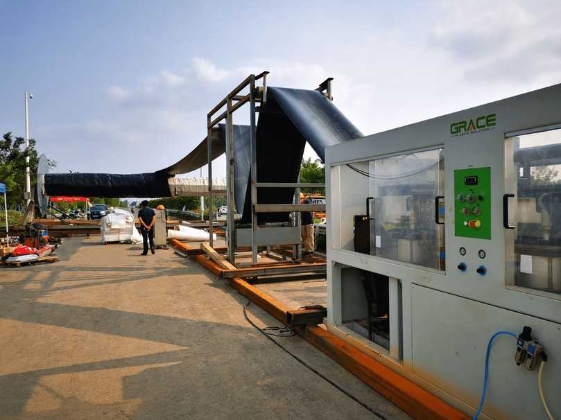 NordiTube IH Liner eignet sich sehr gut für die grabenlose Rohrsanierung von Druckleitungen über lange Strecken. | Foto: NordiTube Technologies NordiTube IH Liner eignet sich sehr gut für die grabenlose Rohrsanierung von Druckleitungen über lange Strecken. | Foto: NordiTube Technologies