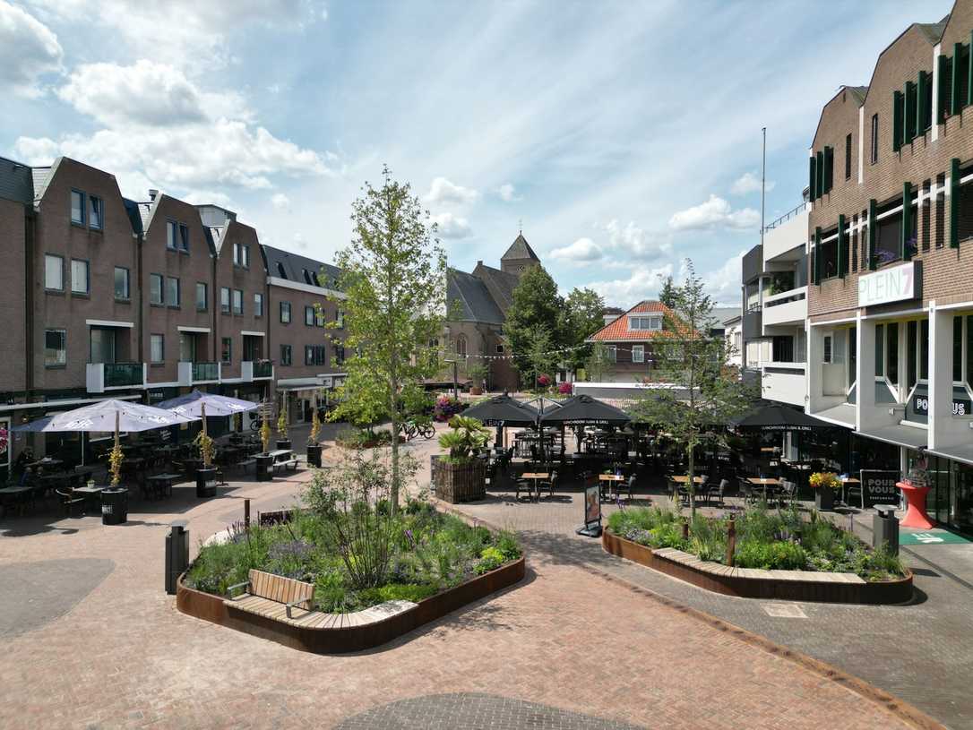 Stadtbäume automatisch Bewässern - eine Lösung von Aco Stadtbäume automatisch Bewässern - eine Lösung von Aco