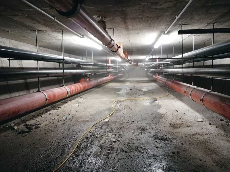 Stadtbahnbrücke in Freiburg: Zum zweiten Bauabschnitt gehört die Betonsanierung im Inneren der Hohlkästen. | Foto: Tobias Pfleghar, Feldberg Stadtbahnbrücke in Freiburg: Zum zweiten Bauabschnitt gehört die Betonsanierung im Inneren der Hohlkästen. | Foto: Tobias Pfleghar, Feldberg