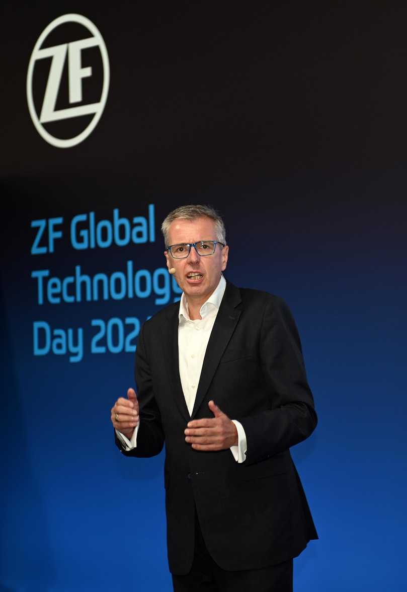 ZF-Vorstandsvorsitzender Dr. Holger Klein eröffnet den ZF Global Technology Day in Jeversen. | Foto: QUATEX ZF-Vorstandsvorsitzender Dr. Holger Klein eröffnet den ZF Global Technology Day in Jeversen. | Foto: QUATEX