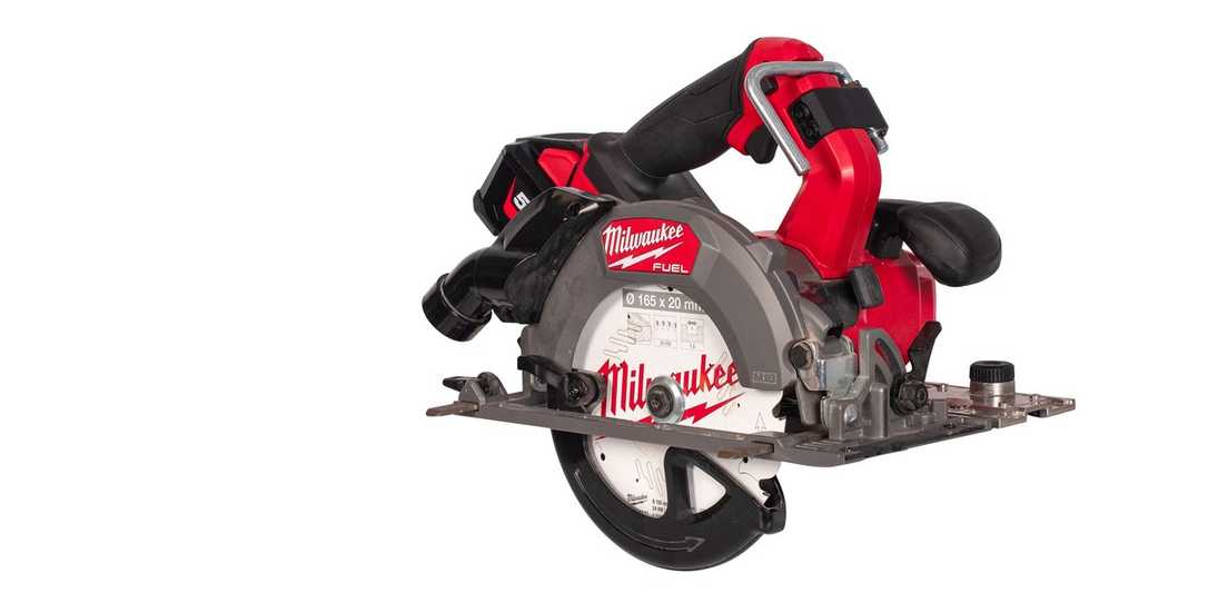 Milwaukee M18 Fuel Akku-Kreissäge 165 mm – Profi-Tiefschnitt auch für Heimwerker Milwaukee M18 Fuel Akku-Kreissäge 165 mm – Profi-Tiefschnitt auch für Heimwerker