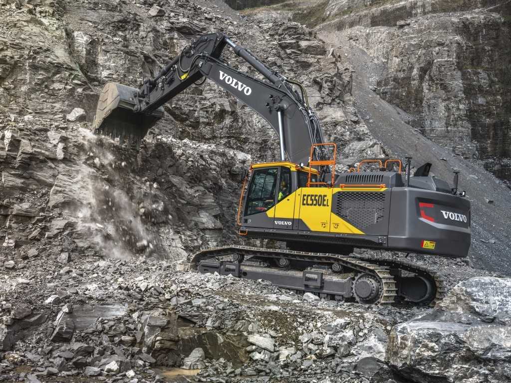 Steinexpo 2023 Baumaschinen Zeppelin Caterpillar Komatsu Hyundai Volvo Kiesel Hitachi Steinexpo 2023 Baumaschinen Zeppelin Caterpillar Komatsu Hyundai Volvo Kiesel Hitachi