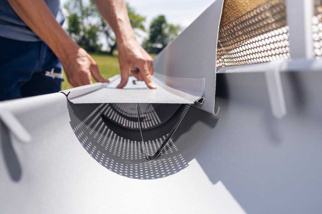 Laubschutz für Dachrinnen: Zambelli Gutter Stark verhindert Verstopfungen und Schäden