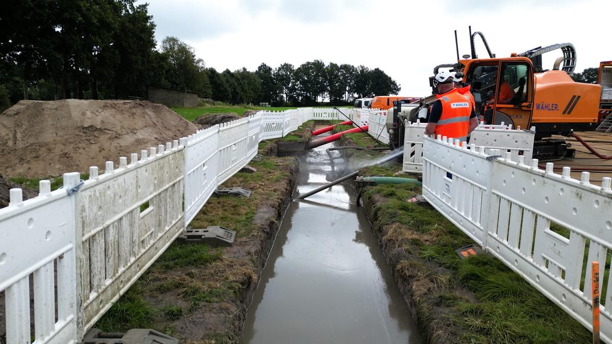 In speziellen Schweißcontainern werden die weitreichenden Leitungen durch Tief- und Rohrleitungsbau Wilhelm Wähler beim SuedLink-Projekt miteinander verbunden. | Foto: Seier Gruppe