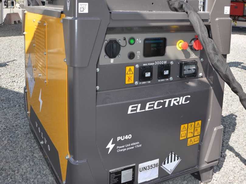 Mit einem Gewicht von rund 900 kg und einer Größe von 1.200 x 900 x 900 mm eignet sich der Volvo PU40 als mobiler oder stationärer Stromspeicher. | Foto: B_I MEDIEN/Stellmach Mit einem Gewicht von rund 900 kg und einer Größe von 1.200 x 900 x 900 mm eignet sich der Volvo PU40 als mobiler oder stationärer Stromspeicher. | Foto: B_I MEDIEN/Stellmach