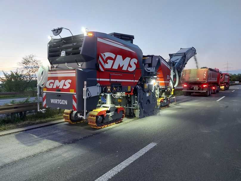 Dem Fräsen kommt eine besondere Bedeutung bei der Bauweise mit Asphalteinlagen zu. | Foto: GMs Dem Fräsen kommt eine besondere Bedeutung bei der Bauweise mit Asphalteinlagen zu. | Foto: GMs