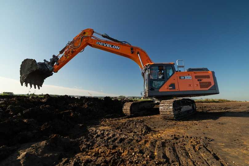 Der DX300LC-9 wird von einem Develon DX08-Motor angetrieben. | Foto: Develon