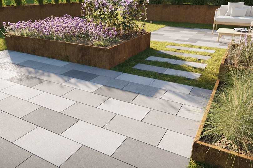 Robust und pflegeleicht – worauf es bei der richtigen Terrassenbelagsauswahl ankommt. | Foto: SLG