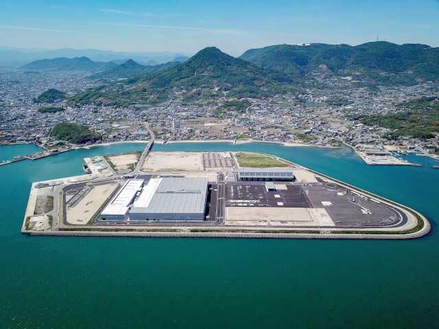 Das neue, fast fünf Hektar große Kran-Werk in Kozai | Fotos: Tadano