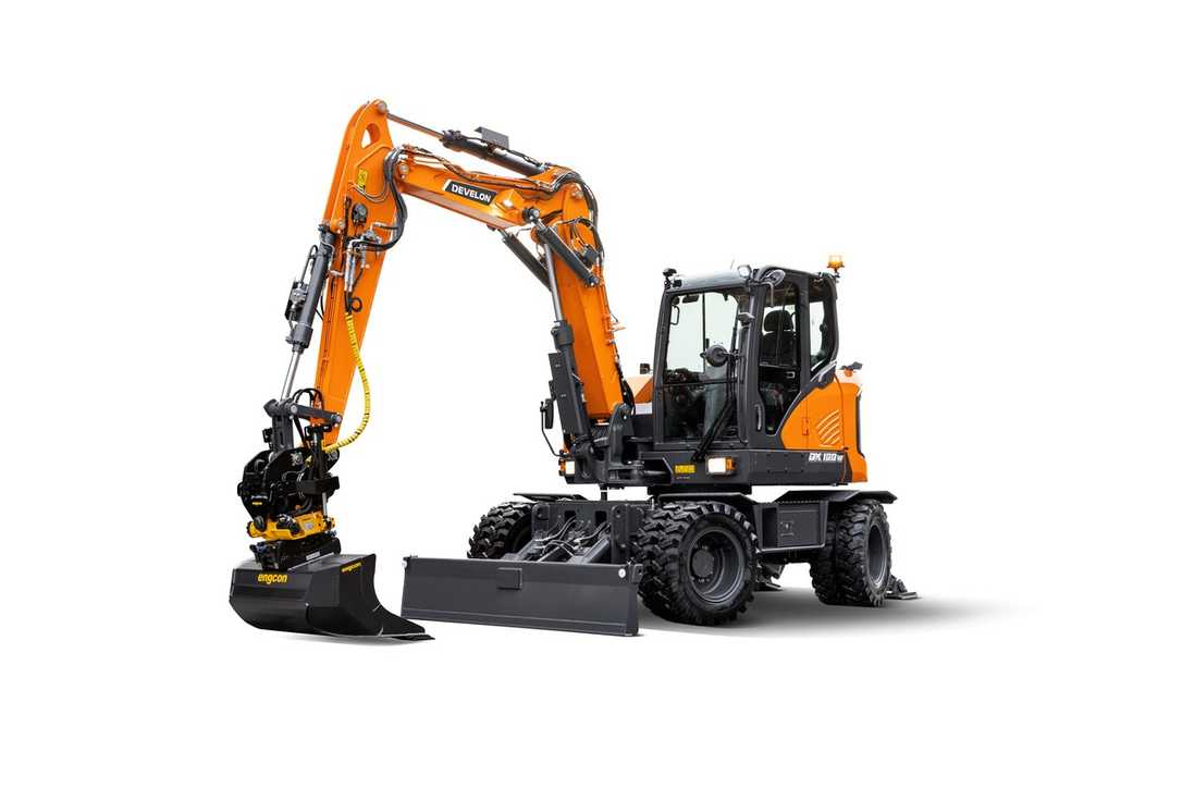 Neue Bagger von Develon auf GaLaBau-Messe Neue Bagger von Develon auf GaLaBau-Messe