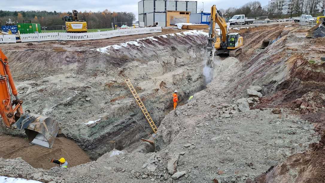 Projekt „A3 Steigerwald Autobahn“: Mit Kettenfräse schnell und genau durch Sandstein Projekt „A3 Steigerwald Autobahn“: Mit Kettenfräse schnell und genau durch Sandstein