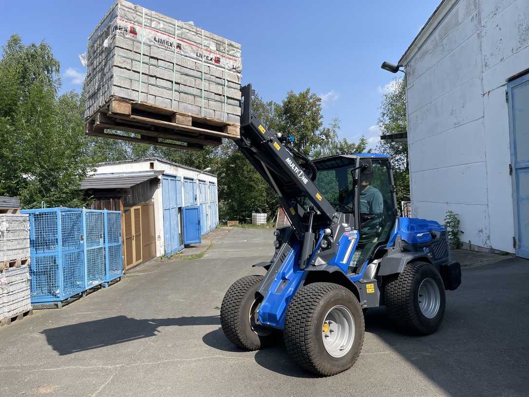 GaLaBauer Crasselt setzt auf Multione GaLaBauer Crasselt setzt auf Multione