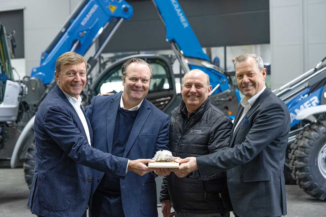 Kiesel zeigt Neuheiten von Fuchs Hitachi Kramer und KTEG auf der IFAT 2024 in München Kiesel zeigt Neuheiten von Fuchs Hitachi Kramer und KTEG auf der IFAT 2024 in München